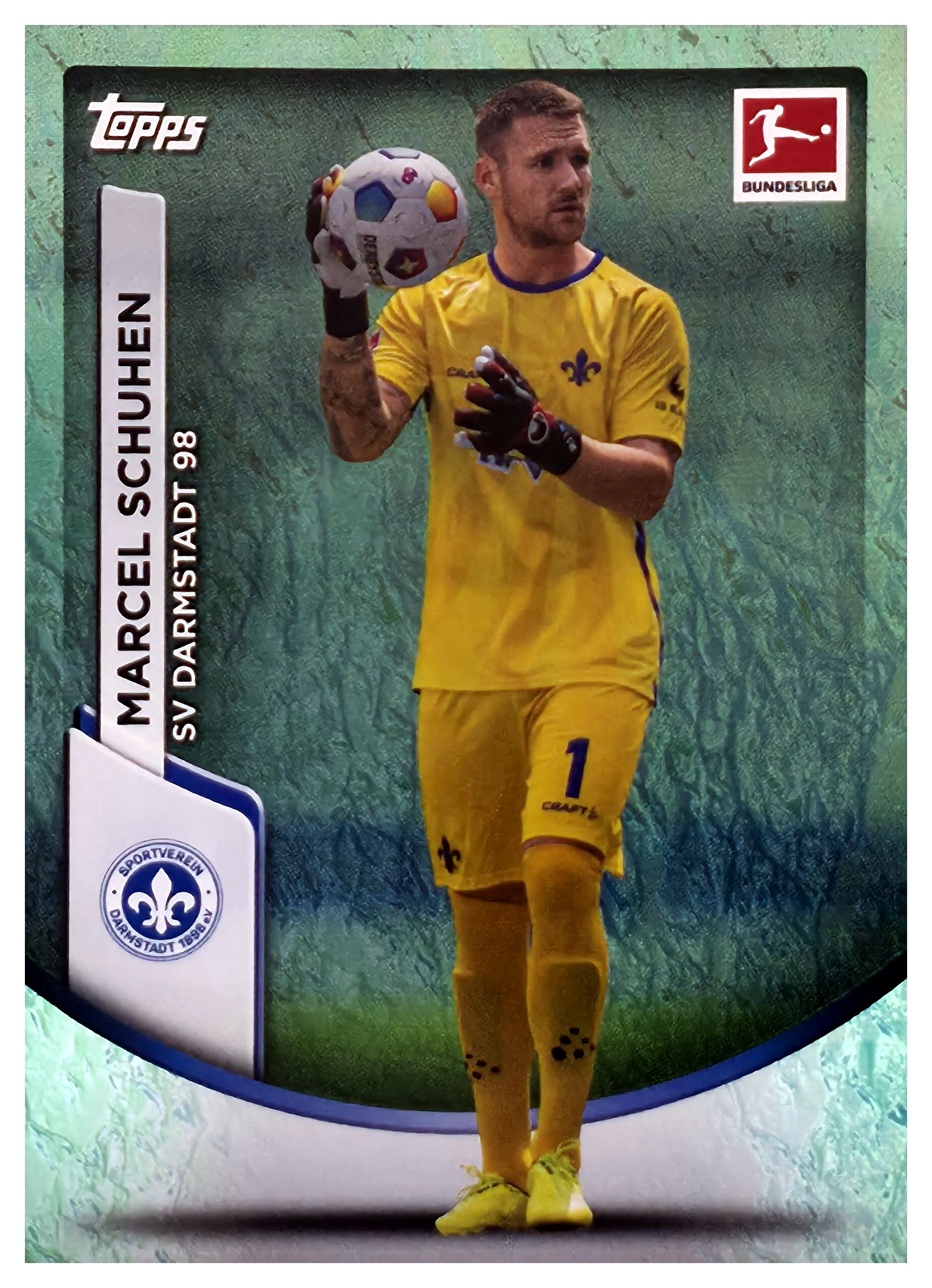 Marcel Schuhen - Topps Chrome Bundesliga Base Set 2023-24, Nr. 18 (Art.-Nr. SG109327)