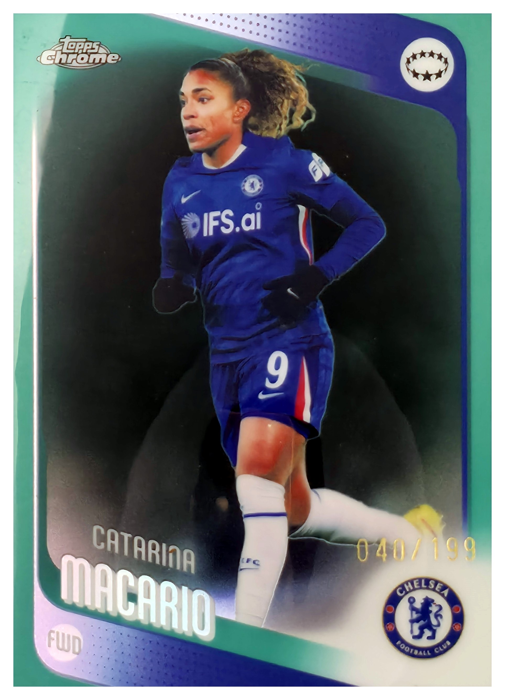 Catarina Macario - Topps Chrome UEFA Women's Champions League Base Set 2025-26, Nr. 77 – Nummeriert, Aqua Refractor (Art.-Nr. SG110933)