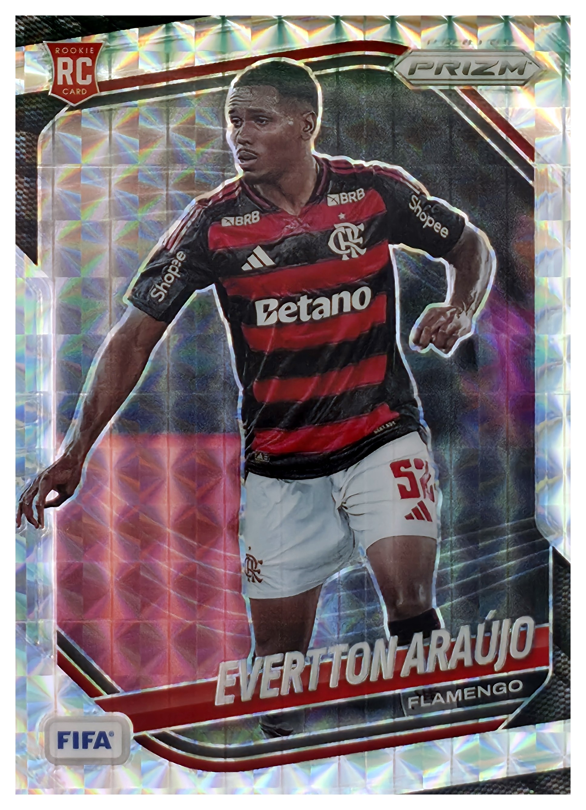 Evertton Araújo - Panini Prizm FIFA Base Set 2025-26, Nr. 53 – Rookie Card, Mosaic (Art.-Nr. SG109594)