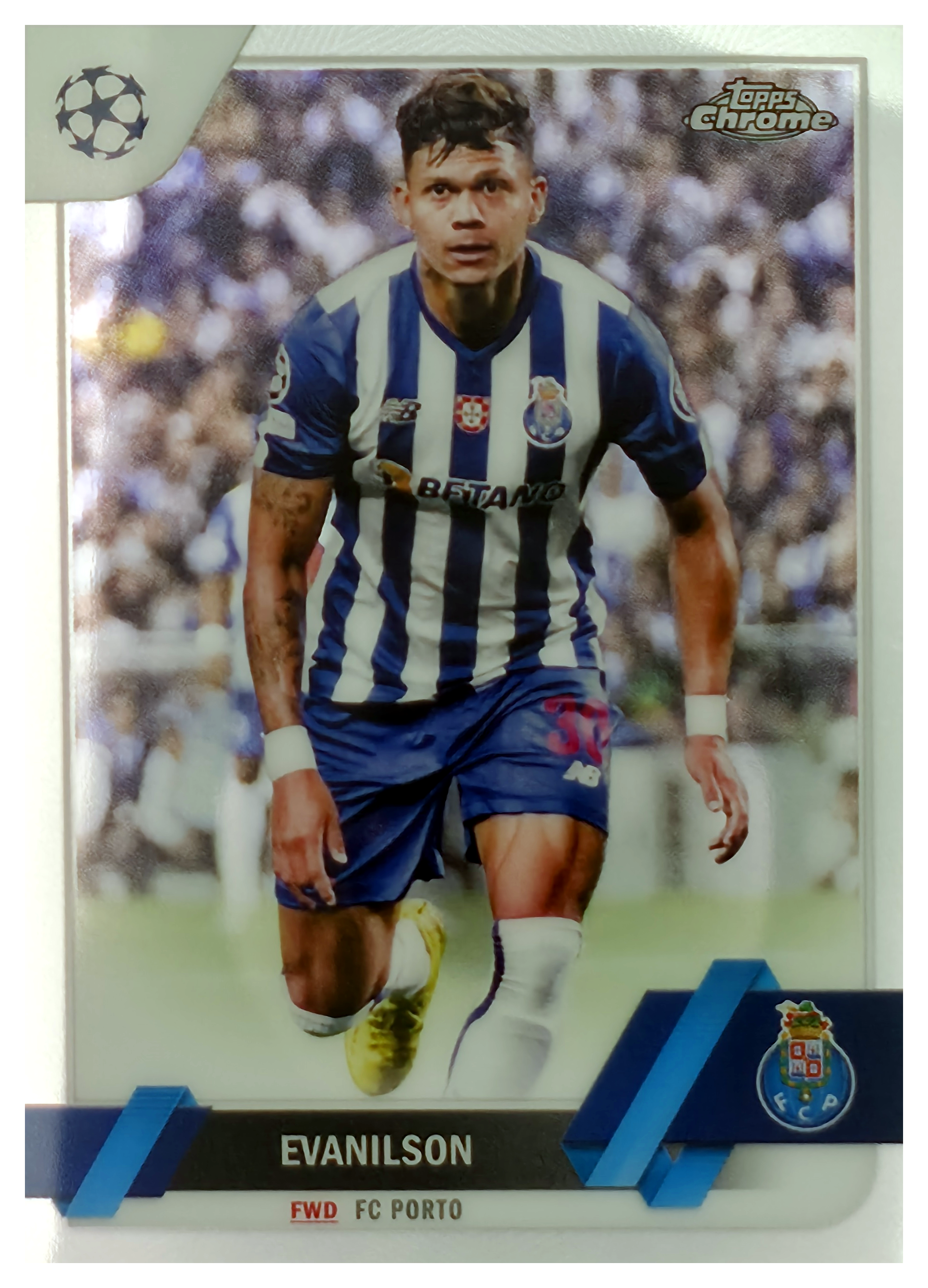Evanilson - Topps Chrome UEFA Club Competitions Base Set 2022-23, Nr. 109 (Art.-Nr. SG105828)