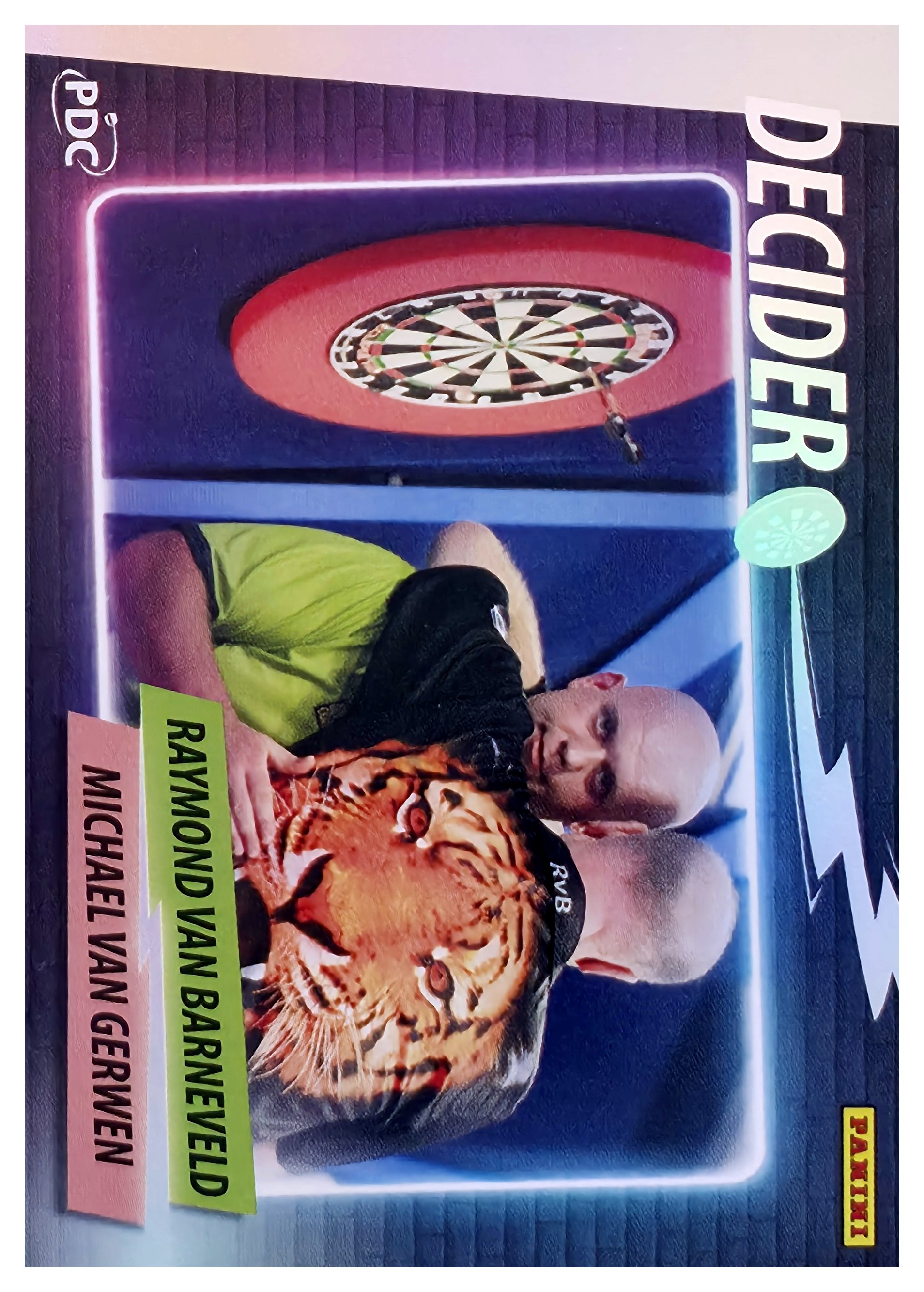 Raymond van Barneveld & Michael van Gerwen - Panini PDC World Championship TC Collection Decider 2026, Nr. DEC-03 – Insert (Art.-Nr. SG111105)