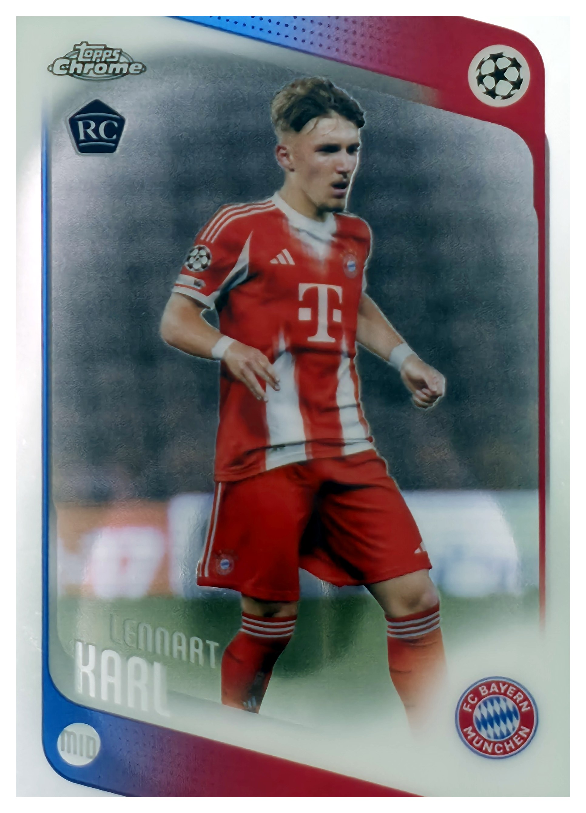 Lennart Karl - Topps Chrome UEFA Club Competitions Base Set 2025-26, Nr. 187 – Rookie Card (Art.-Nr. SG110980)
