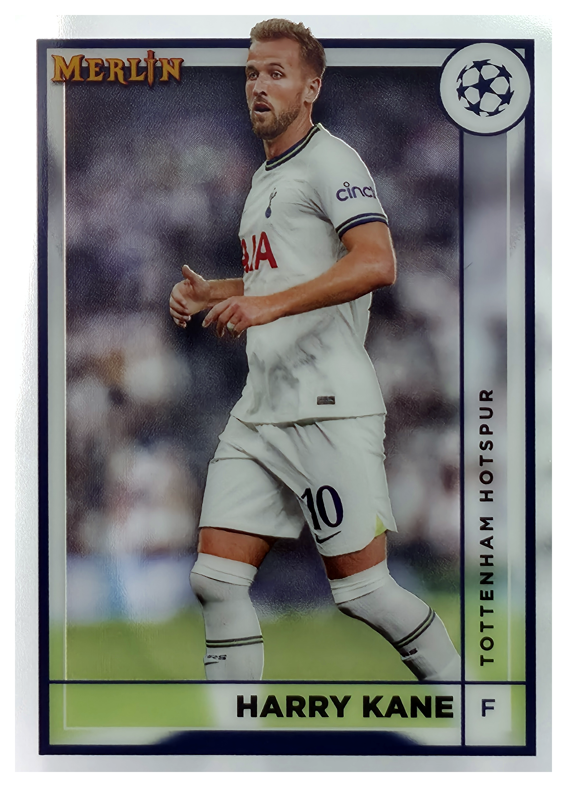 Harry Kane - Topps Merlin Chrome UEFA Club Competitions Base Set 2022-23, Nr. 137 (Art.-Nr. SG105900)