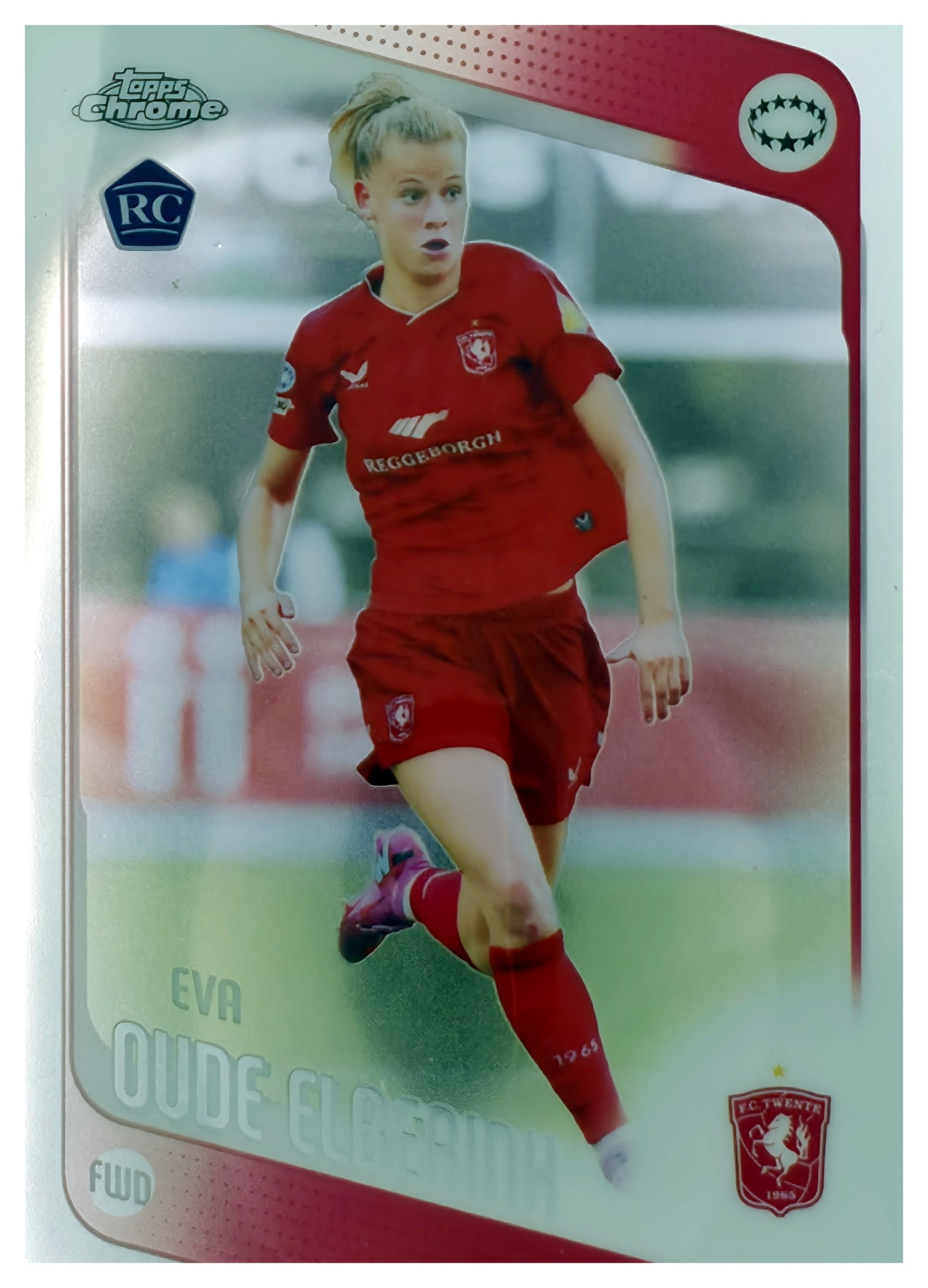 Eva Oude Elberink - Topps Chrome UEFA Women's Champions League Base Set 2025-26, Nr. 56 – Rookie Card (Art.-Nr. SG110916)