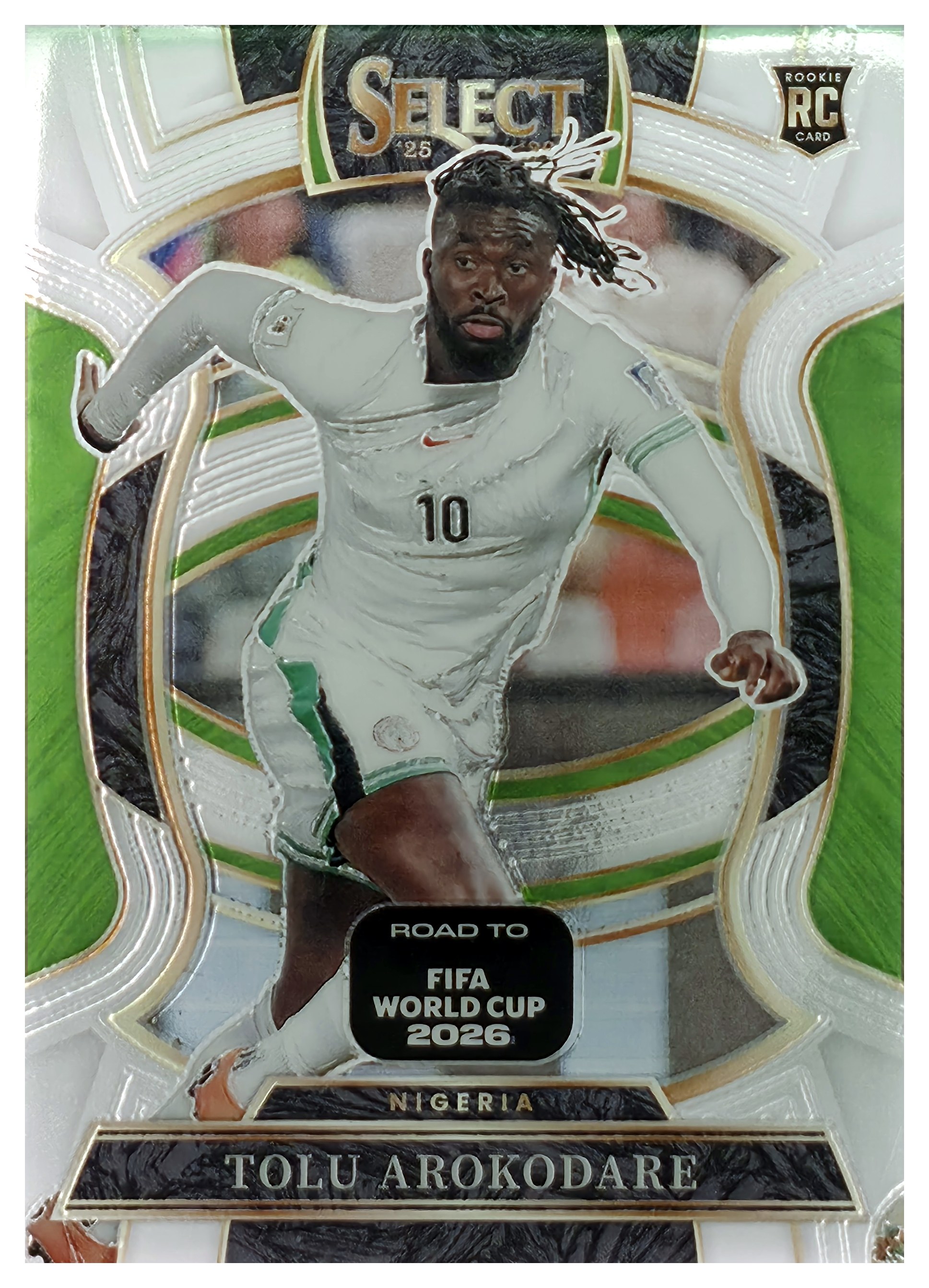 Tolu Arokodare - Panini Select FIFA Road to World Cup Terrace 2025-26, Nr. 22 – Rookie Card (Art.-Nr. SG110844)