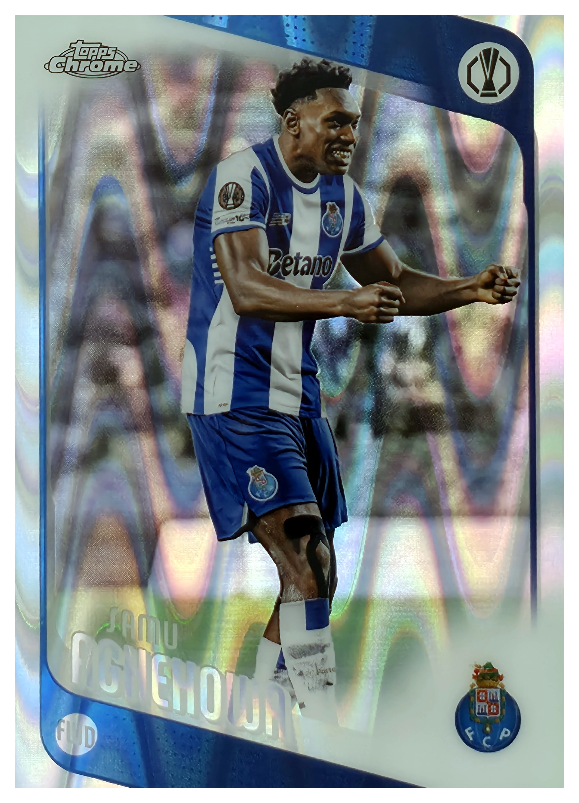 Samu Aghehowa - Topps Chrome UEFA Club Competitions Base Set 2025-26, Nr. 133 – RayWave Refractor (Art.-Nr. SG108119)
