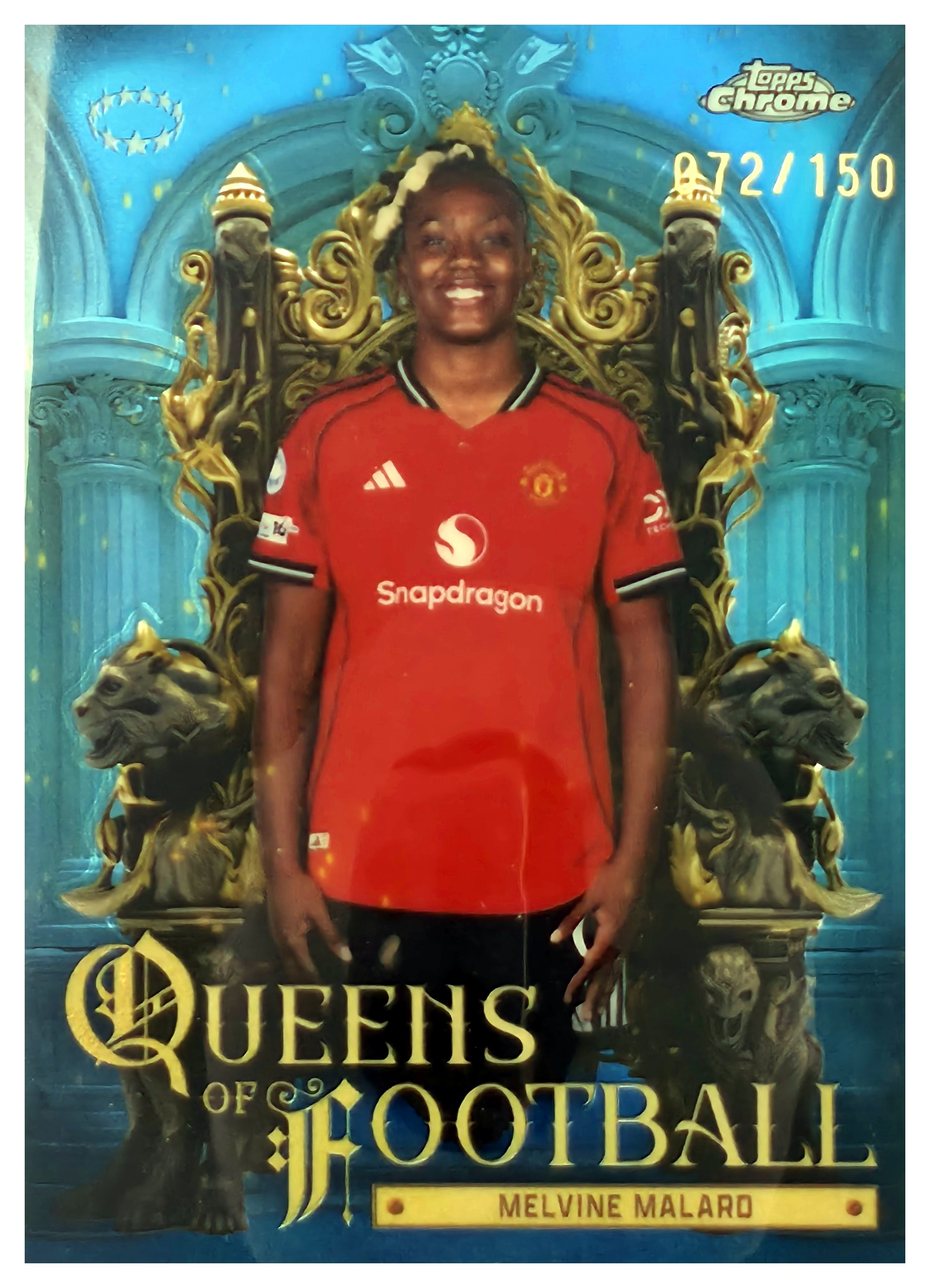 Melvine Malard - Topps Chrome UEFA Women's Champions League Queens of Football 2025-26, Nr. QF-15 – Nummeriert, Blue Refractor, Insert (Art.-Nr. SG110952)