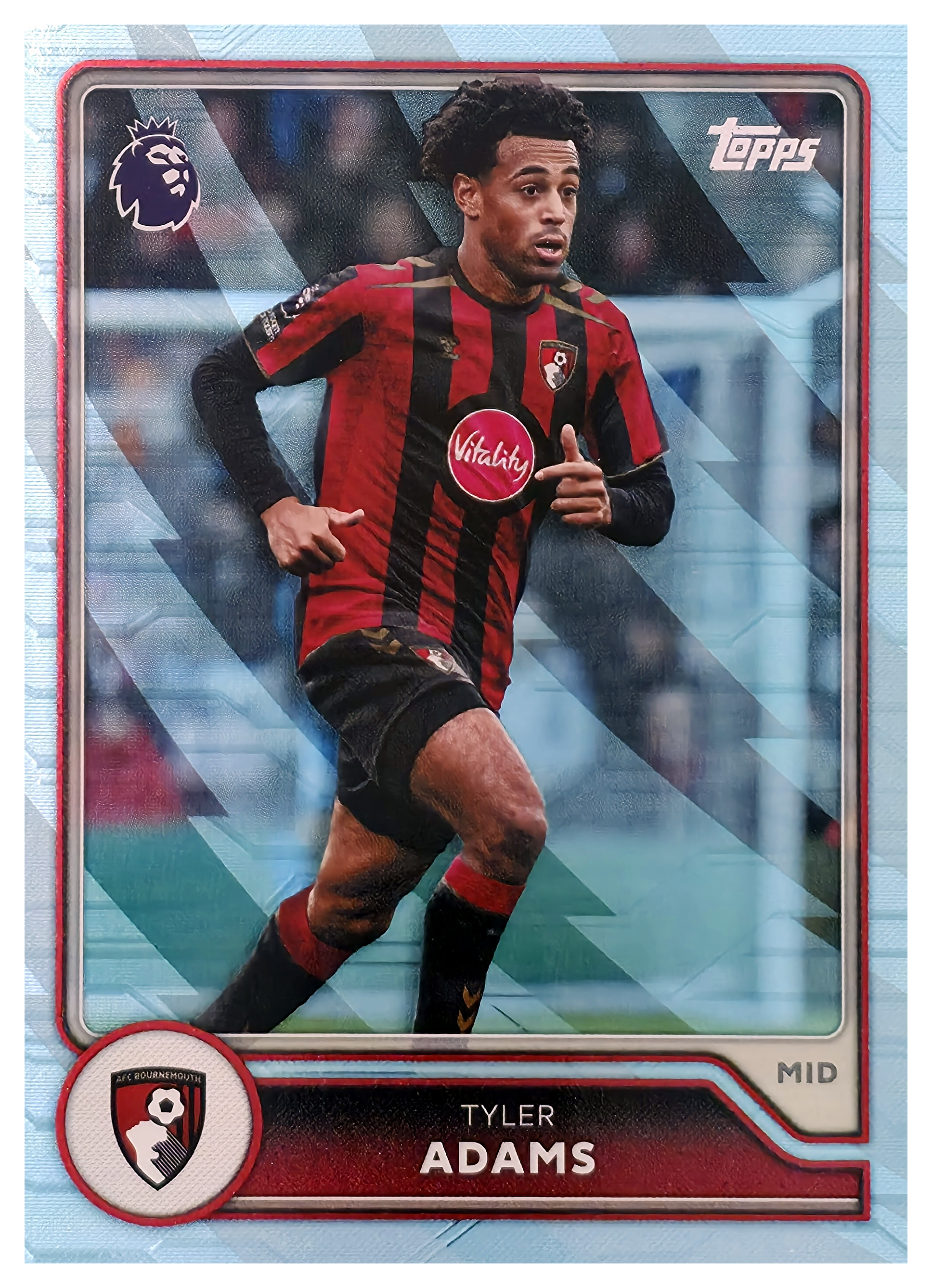 Tyler Adams - Topps Flagship Premier League Base Set 2026-27, Nr. 52 – Blue Voltage Parallel (Art.-Nr. SG104804)