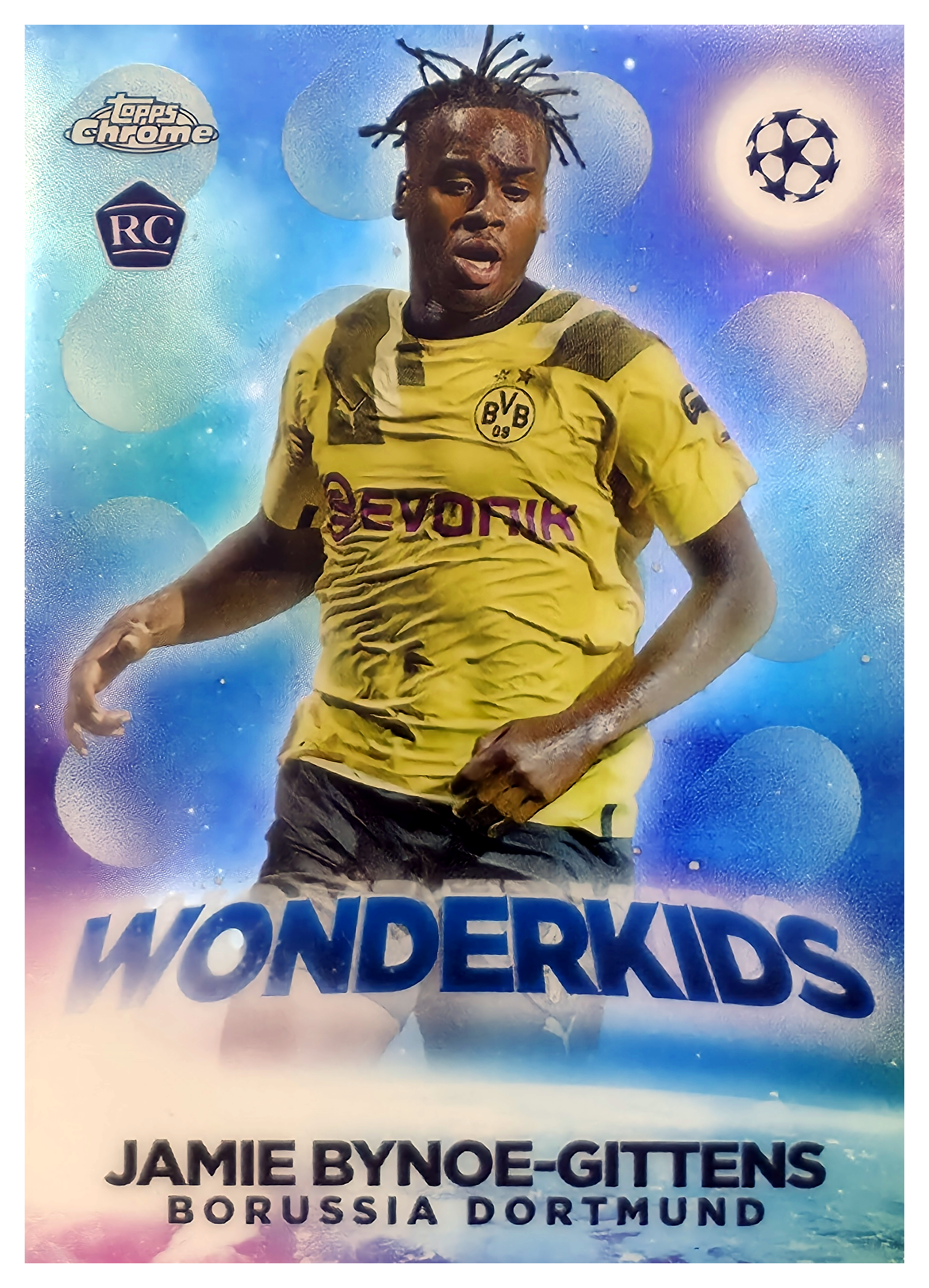 Jamie Bynoe-Gittens - Topps Chrome UEFA Club Competitions Wonderkids 2022-23, Nr. W-2 – Rookie Card (Art.-Nr. SG106397)