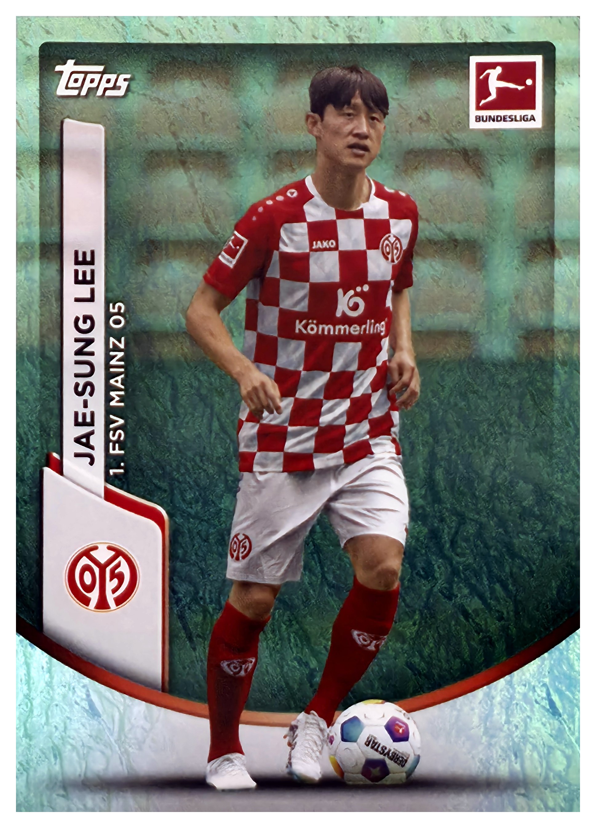 Jae-Sung Lee - Topps Chrome Bundesliga Base Set 2023-24, Nr. 72 (Art.-Nr. SG109331)