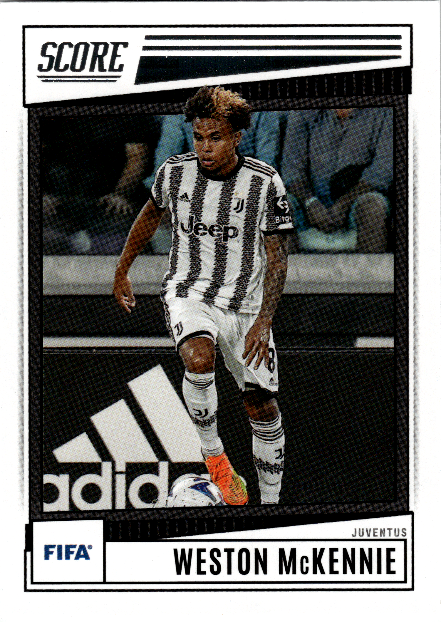 Weston McKennie - Panini Score FIFA Base Set 2022-23, Nr. 173 (Art.-Nr. SG102634)