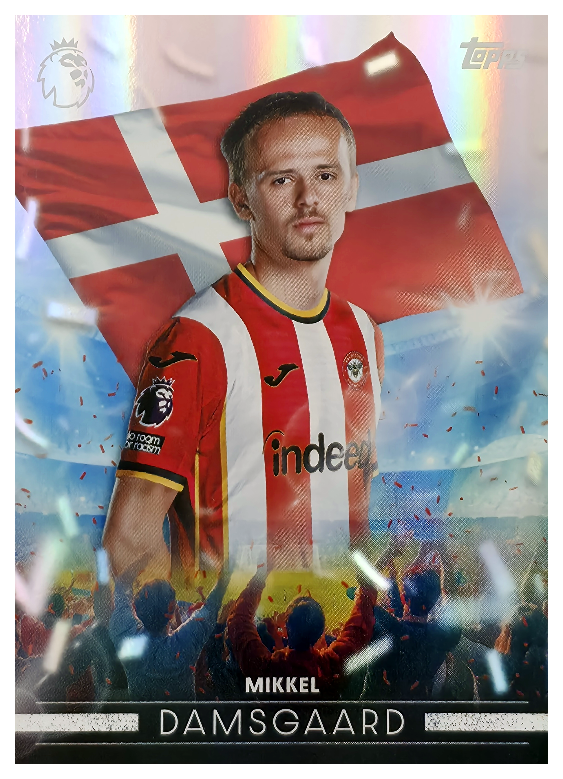 Mikkel Damsgaard - Topps Flagship Premier League Flying the Flag 2026-27, Nr. FF 6 – Insert (Art.-Nr. SG105174)