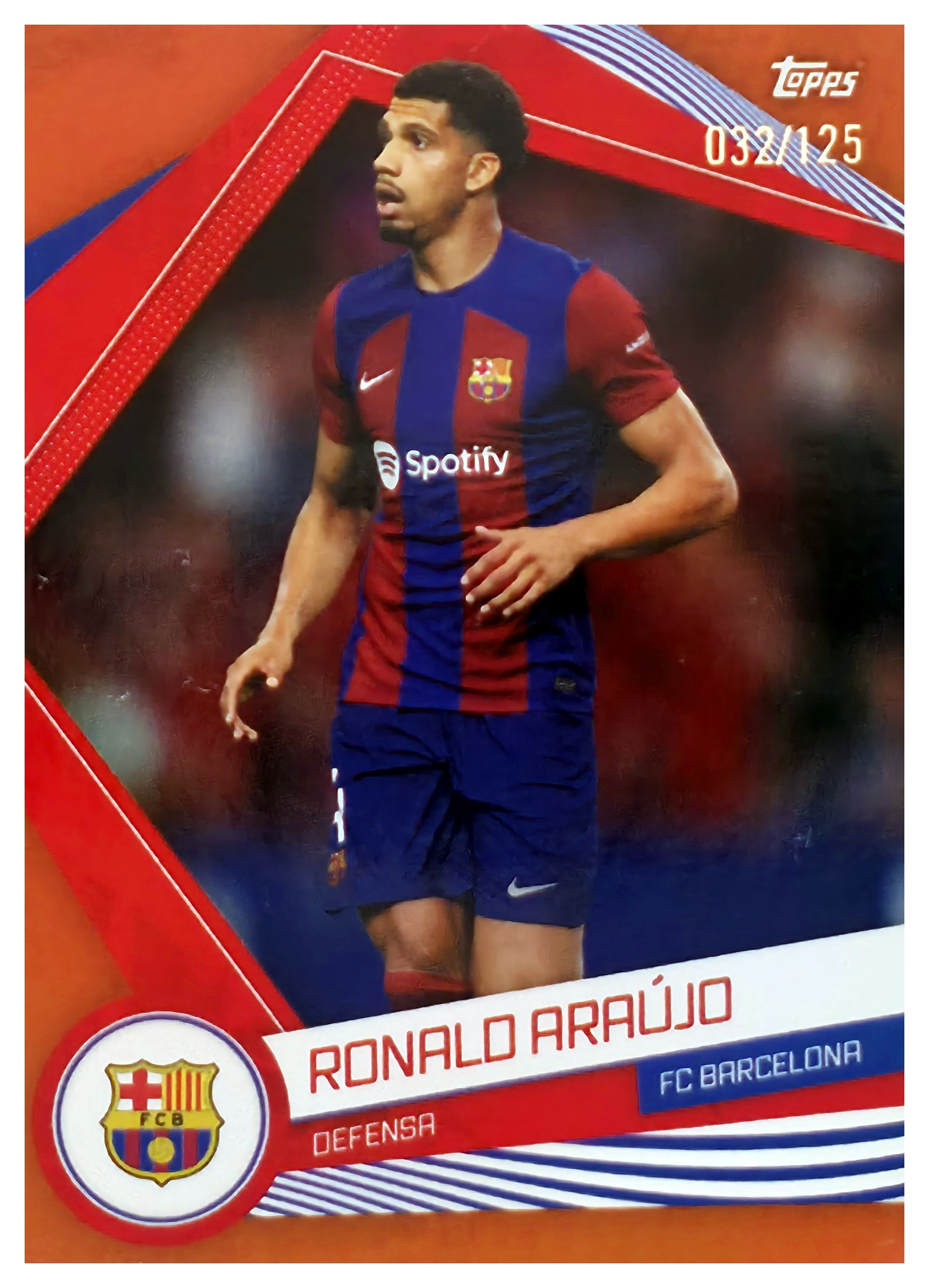 Ronald Araújo - Topps FC Barcelona Fan Set Base Set 2023-24, Nr. BAR-3 – Nummeriert, Orange (Art.-Nr. SG108719)