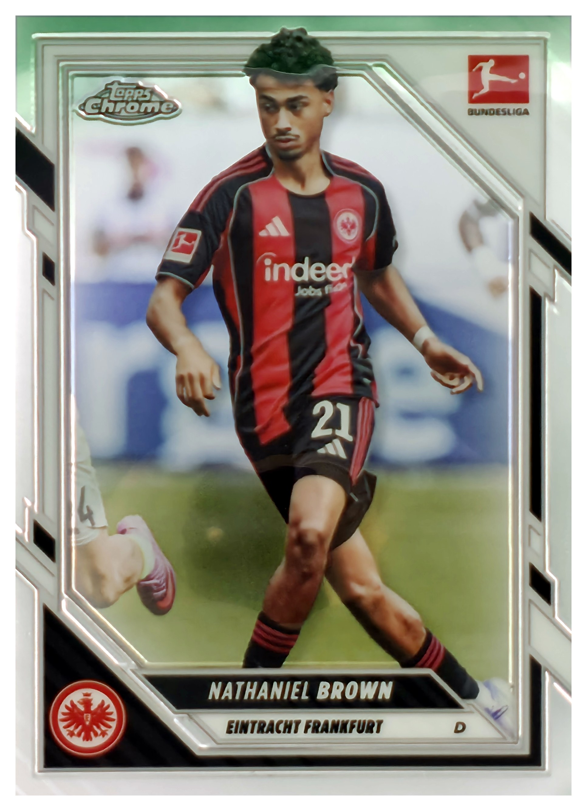 Nathaniel Brown - Topps Chrome Bundesliga Base Set 2025-26, Nr. 23 (Art.-Nr. SG109461)
