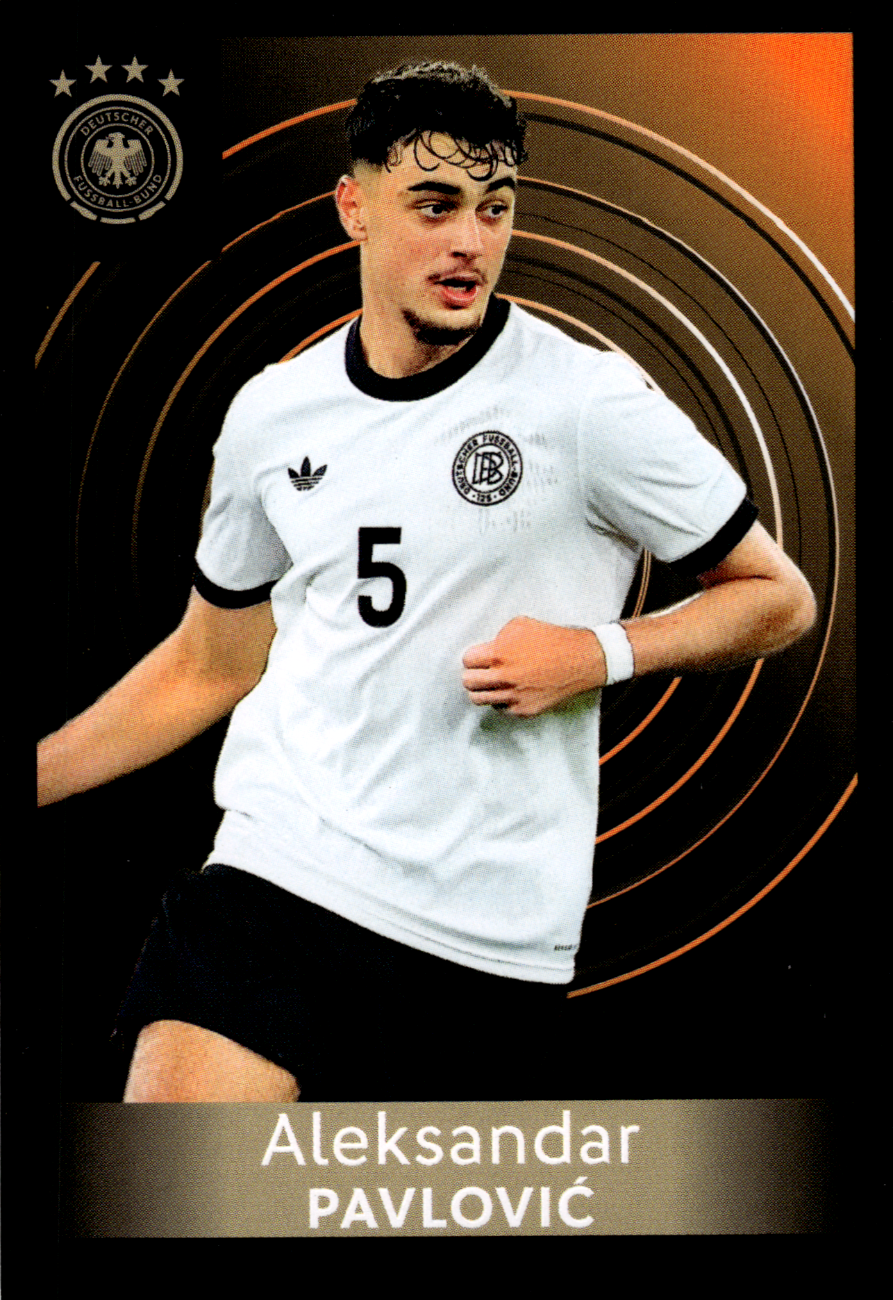 Aleksandar Pavlović - Panini FIFA World Cup DFB-Sammelkarten 2026, Nr. 51 (Art.-Nr. SG102479)