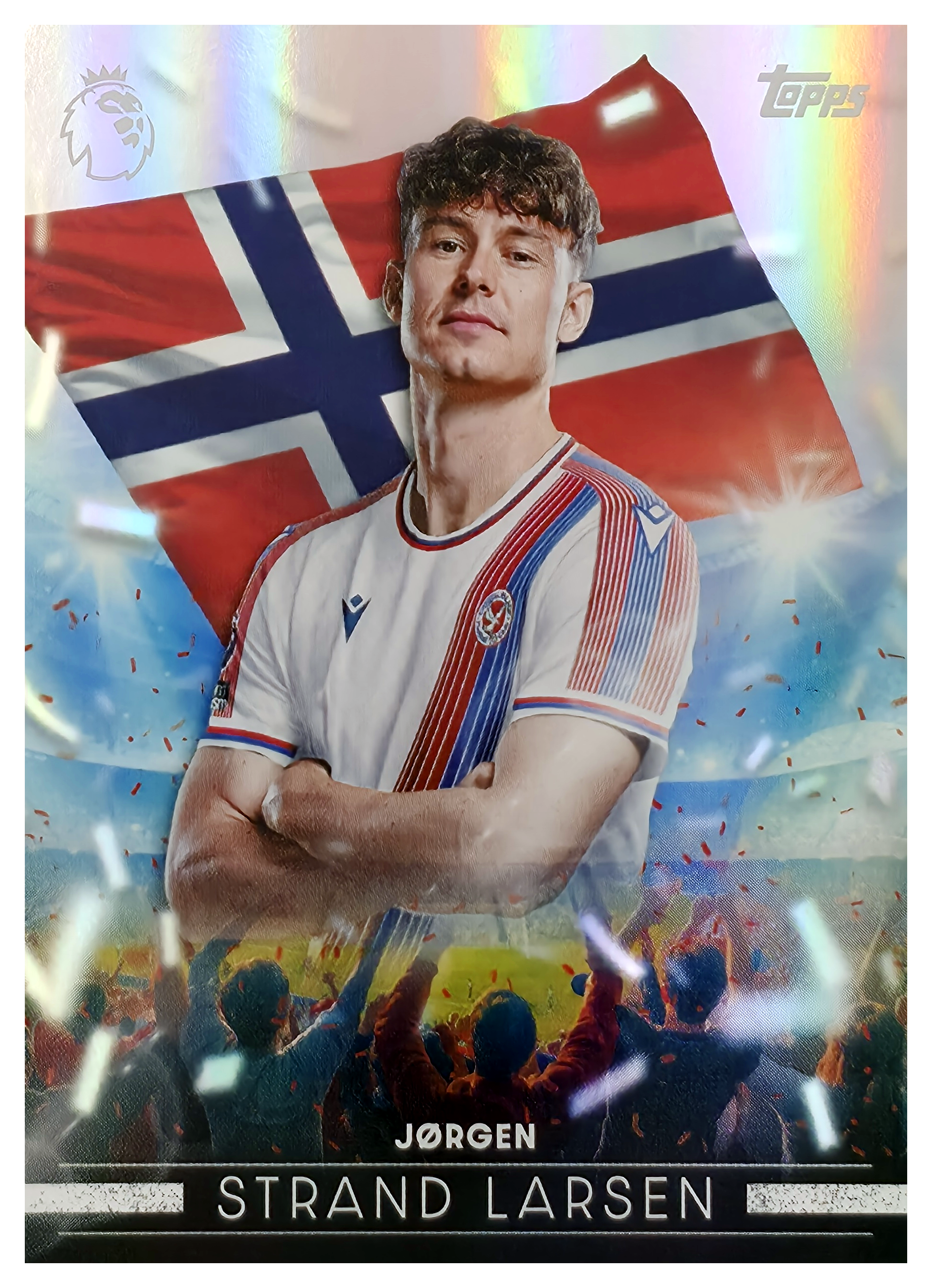 Jørgen Strand Larsen - Topps Flagship Premier League Flying the Flag 2026-27, Nr. FF 12 – Insert (Art.-Nr. SG105188)