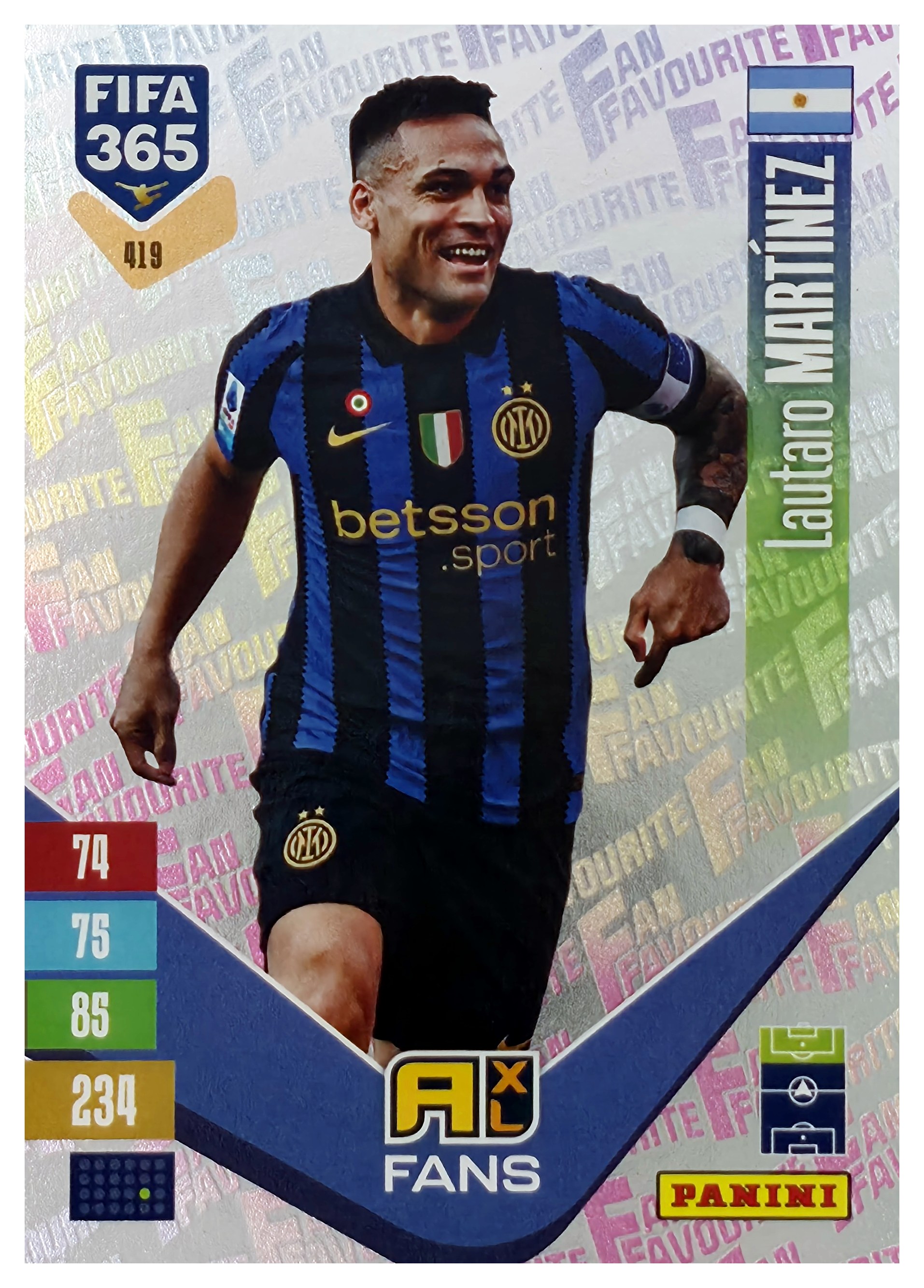 Lautaro Martínez - Panini Adrenalyn XL FIFA 365 Fan Favourites 2026-27, Nr. 419 – Insert (Art.-Nr. SG110460)