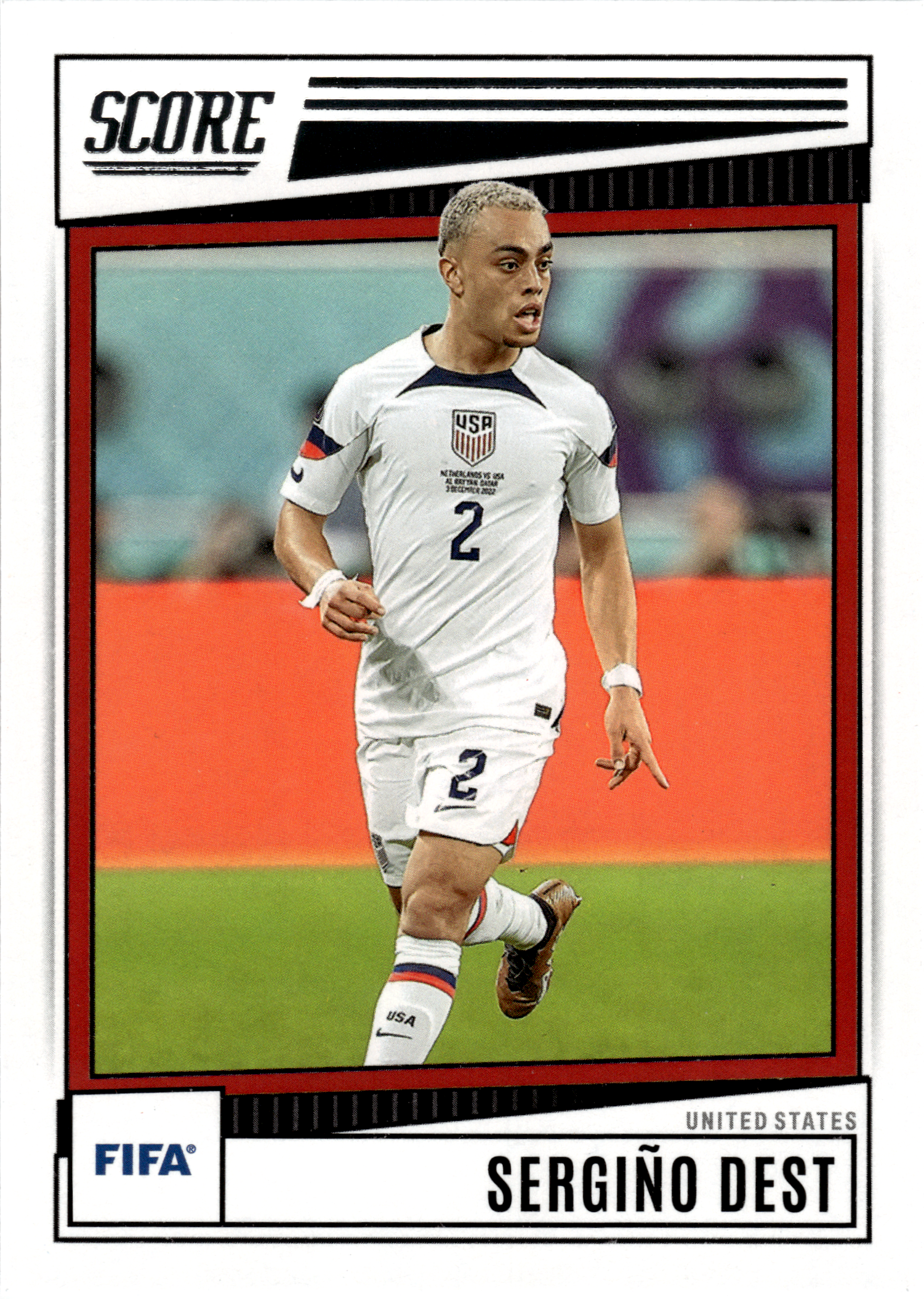 Sergiño Dest - Panini Score FIFA Base Set 2022-23, Nr. 197 (Art.-Nr. SG102642)