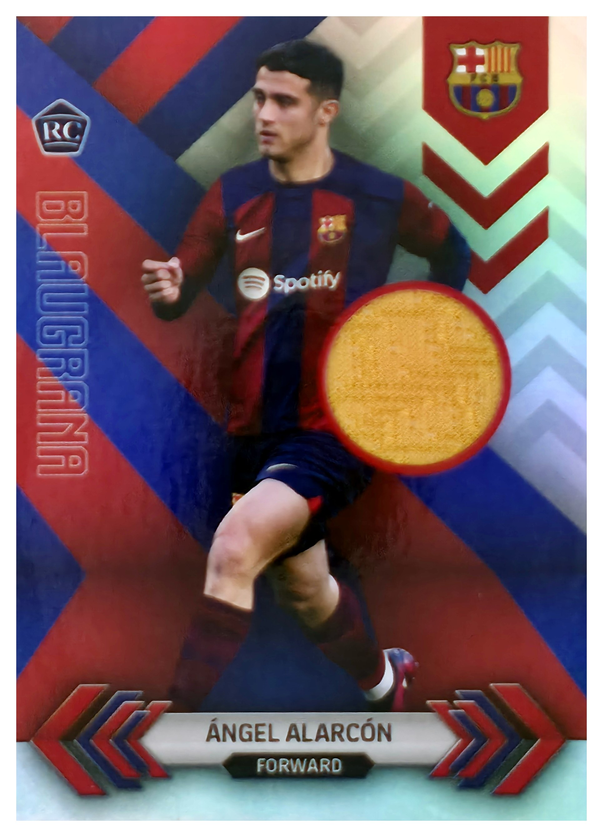 Ángel Alarcón - Topps FC Barcelona Team Set Blaugrana Relics 2023-24, Nr. BR-AA – Rookie Card, Patch / Memorabilia (Art.-Nr. SG108743)