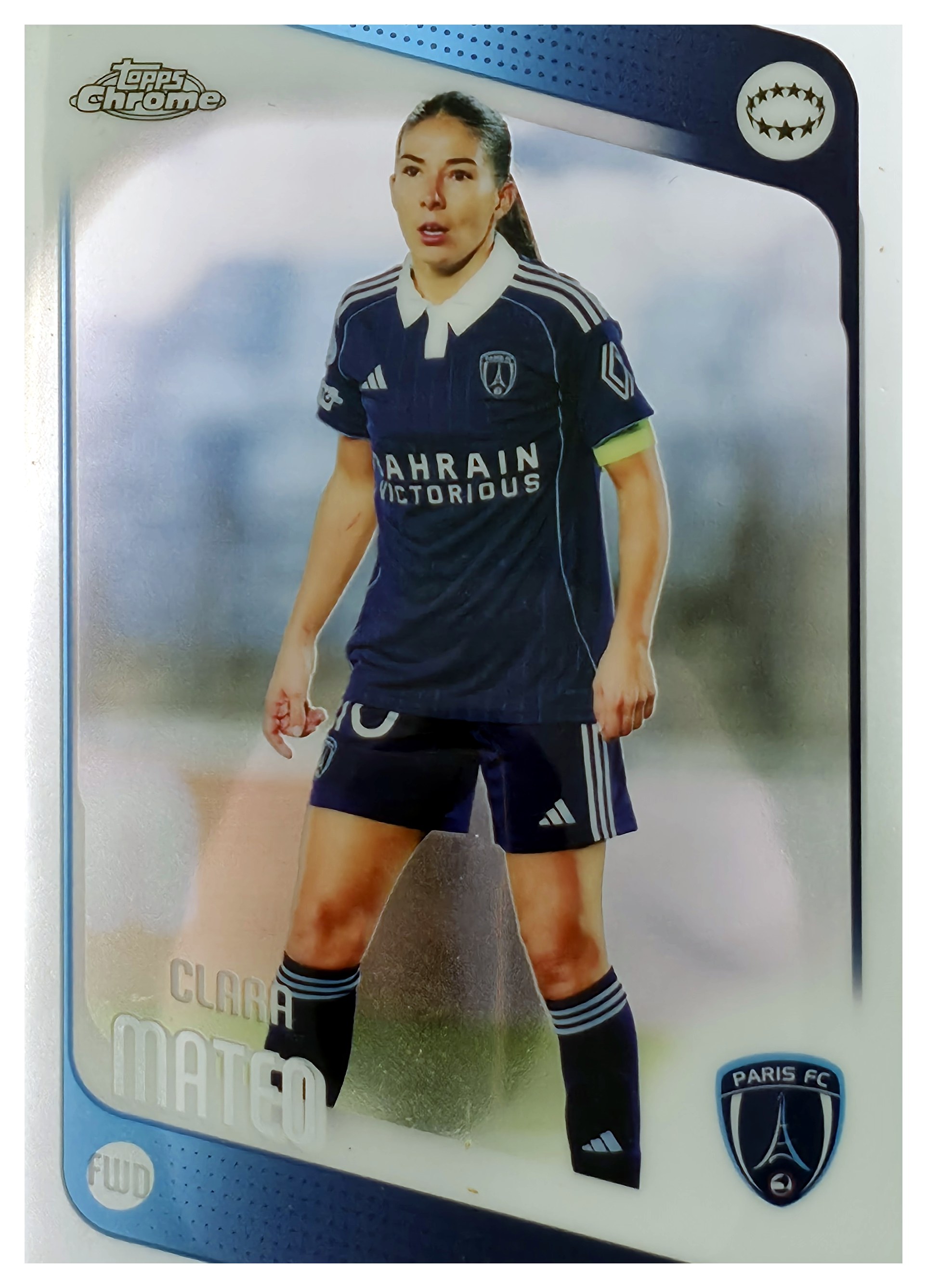 Clara Mateo - Topps Chrome UEFA Women's Champions League Base Set 2025-26, Nr. 59 (Art.-Nr. SG110901)