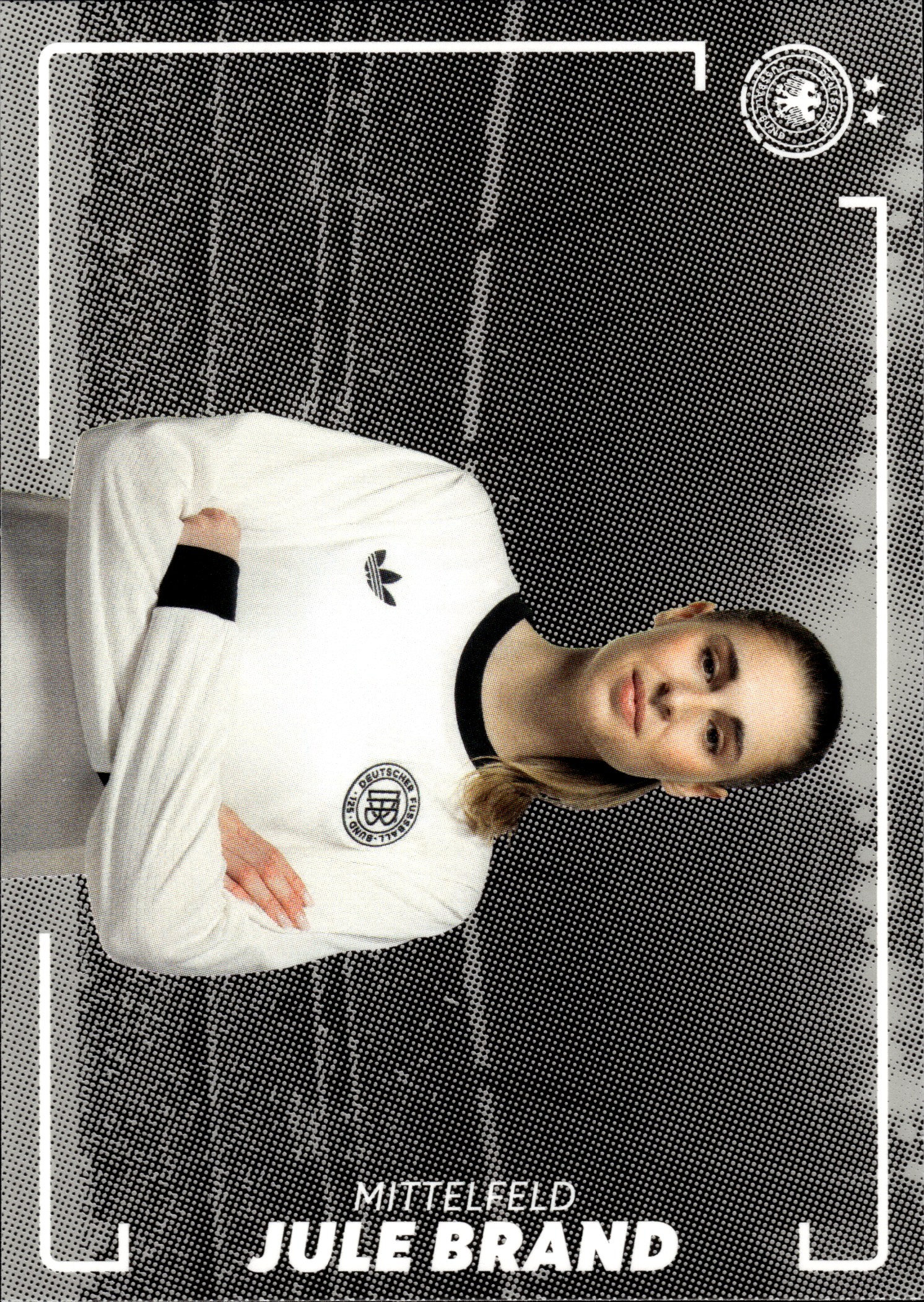 Jule Brand - Panini DFB-Frauen Team-Set VIC 2025, Nr. VIC-02 – Insert (Art.-Nr. SG109817)