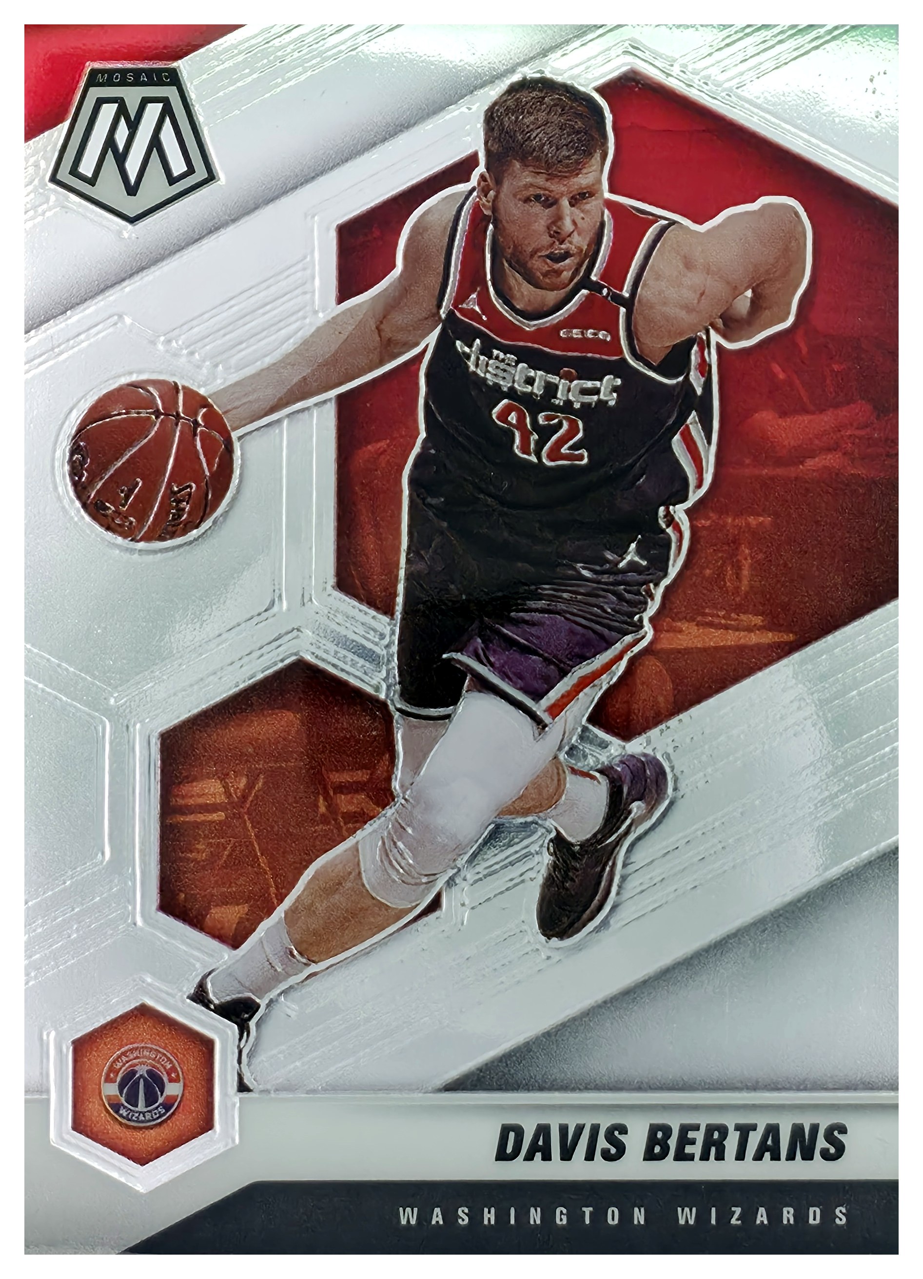 Davis Bertans - Panini Mosaic Base Set 2020-21, Nr. 10 (Art.-Nr. SG106715)