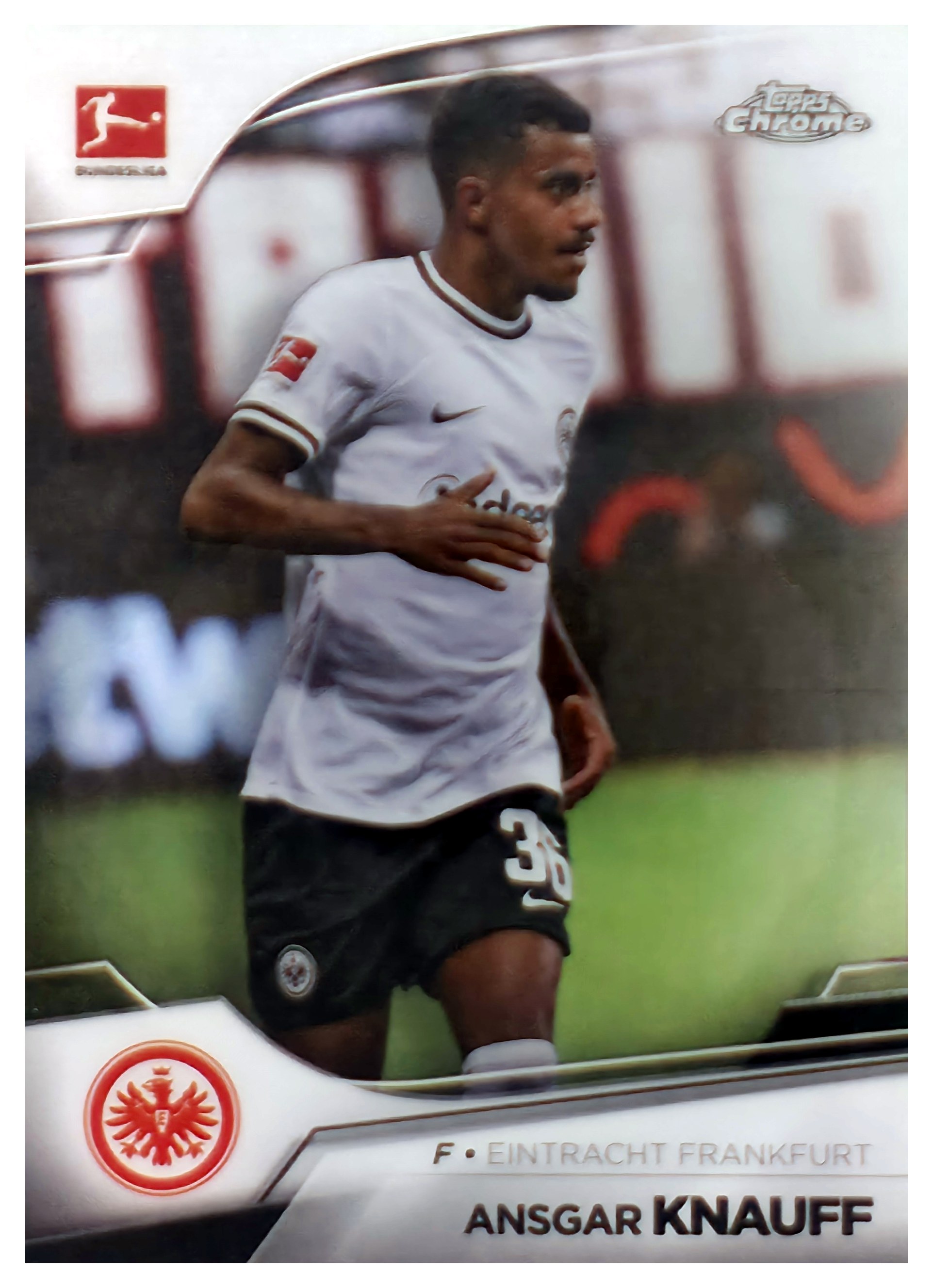 Ansgar Knauff - Topps Chrome Bundesliga Base Set 2022-23, Nr. 34 (Art.-Nr. SG108090)