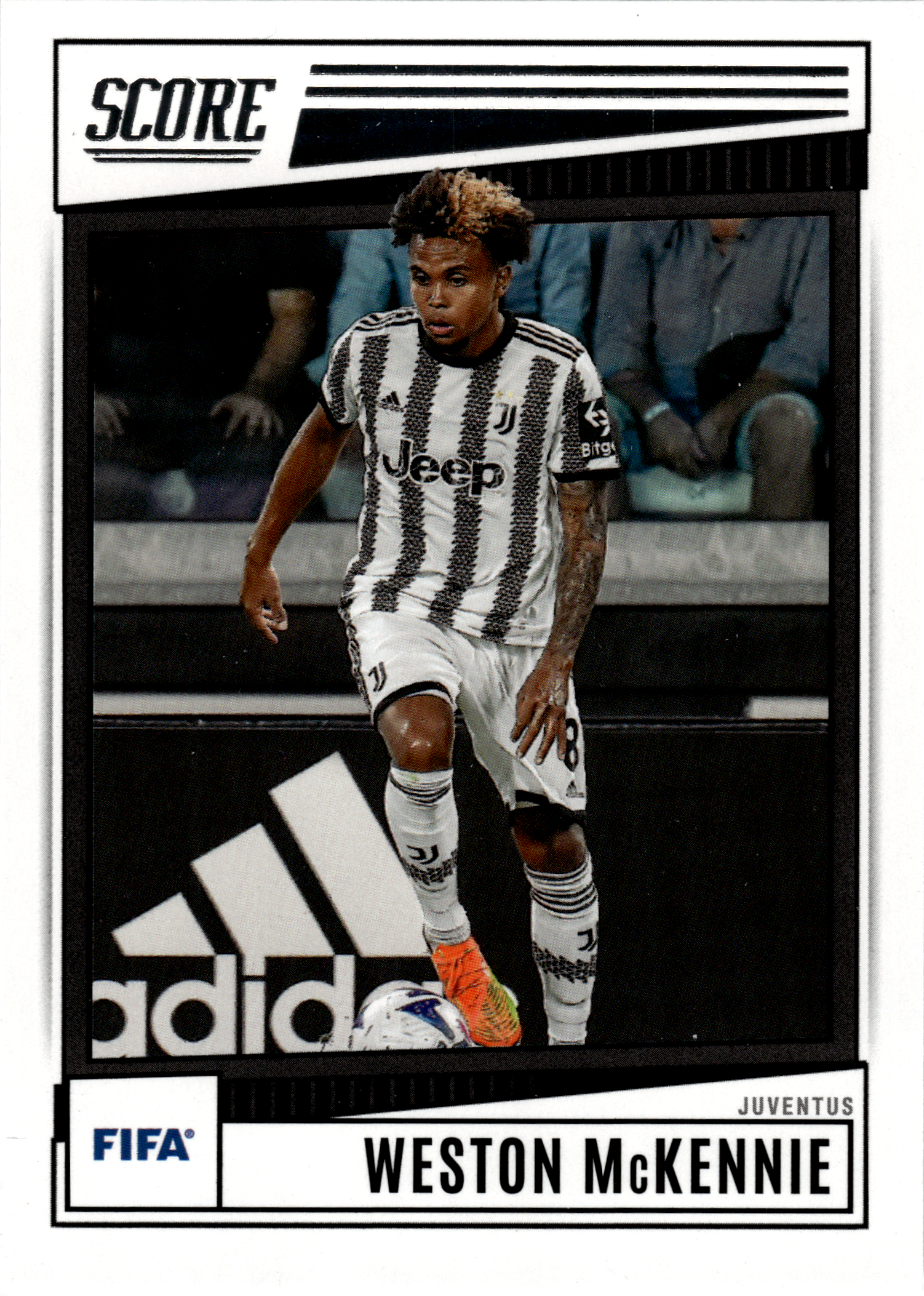 Weston McKennie - Panini Score FIFA Base Set 2022-23, Nr. 173 (Art.-Nr. SG102620)