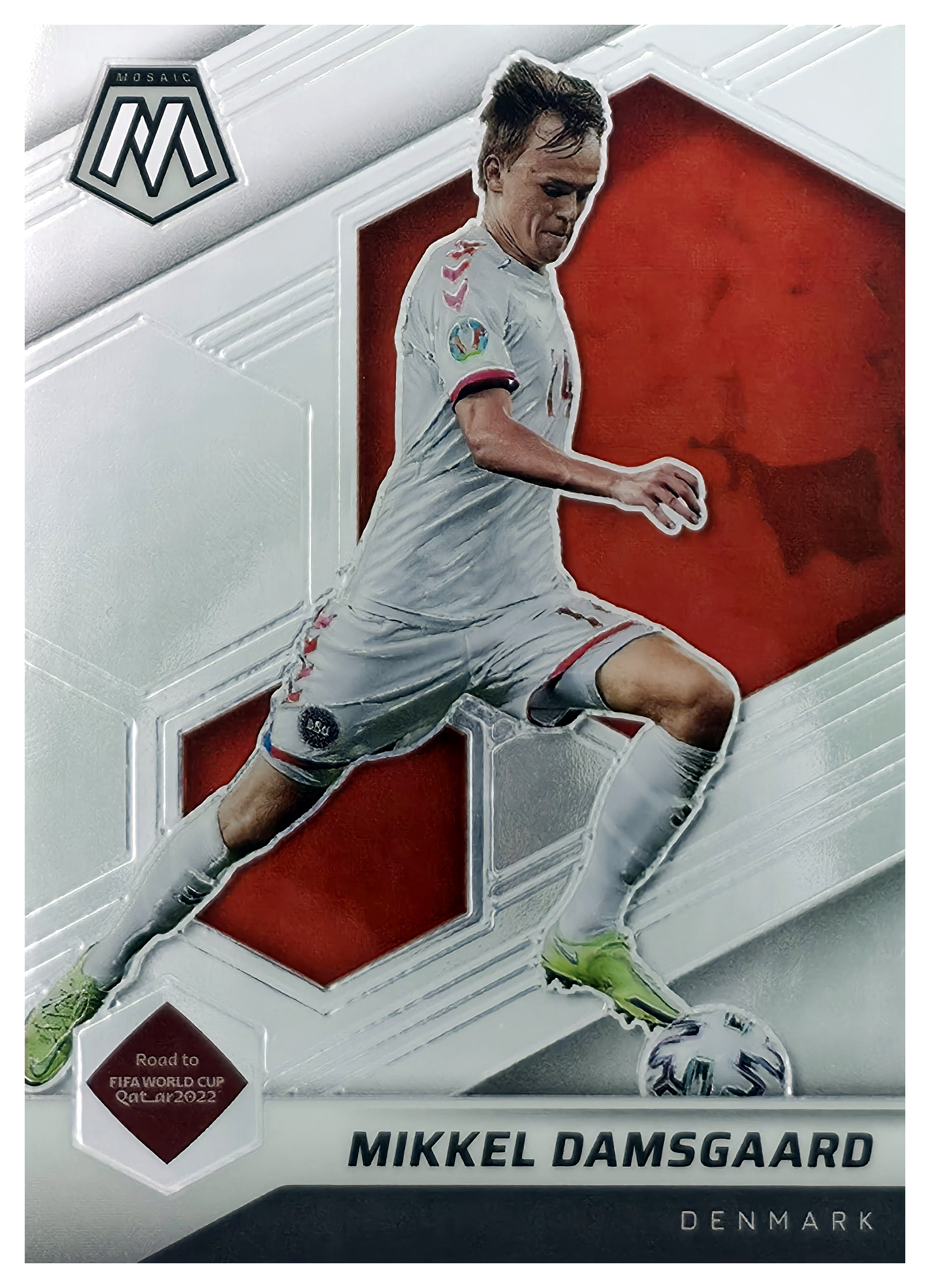Mikkel Damsgaard - Panini Mosaic FIFA Road to World Cup Base Set 2021-22, Nr. 154 (Art.-Nr. SG105914)
