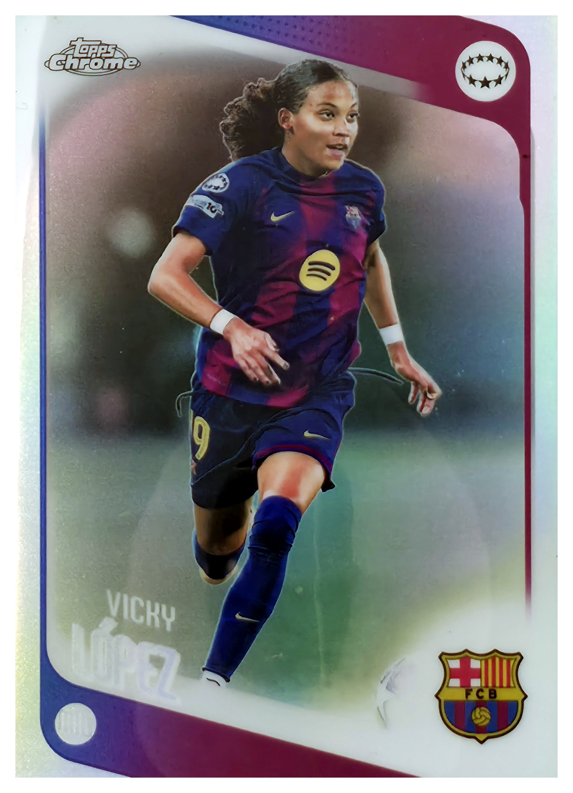 Vicky López - Topps Chrome UEFA Women's Champions League Base Set 2025-26, Nr. 46 – Refractor (Art.-Nr. SG110922)