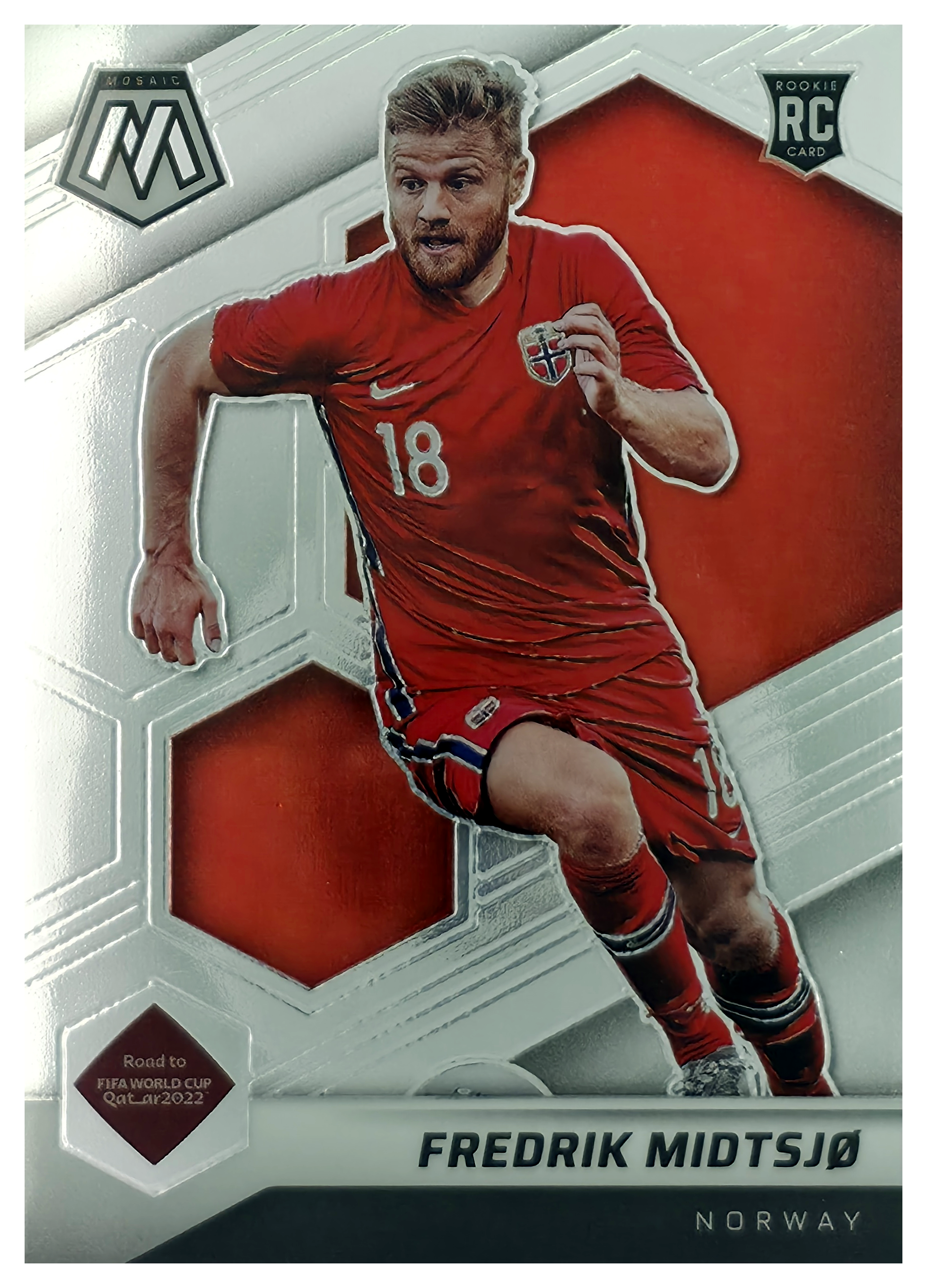 Fredrik Midtsjø - Panini Mosaic FIFA Road to World Cup Base Set 2021-22, Nr. 60 – Rookie Card (Art.-Nr. SG105996)