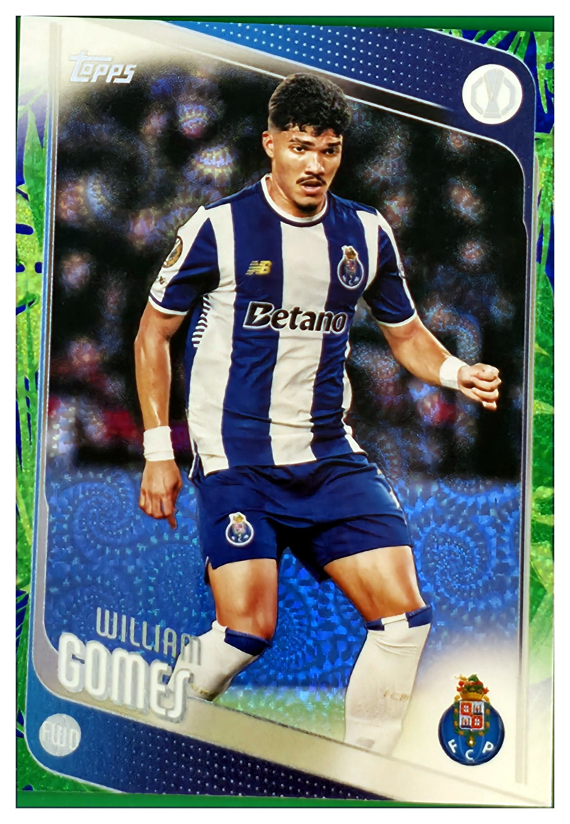 William Gomes - Topps UEFA Club Competitions Base Set 2025-26, Nr. 50 – Diamante (Art.-Nr. SG109393)