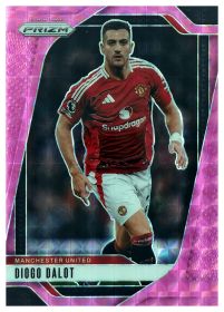 Diogo Dalot - Panini Prizm Premier League Base Set 2024-25, Nr. 134 – Pink Mosaic