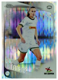 Julie Biesmans - Topps Chrome UEFA Women's Champions League Base Set 2025-26, Nr. 50 – RayWave Refractor